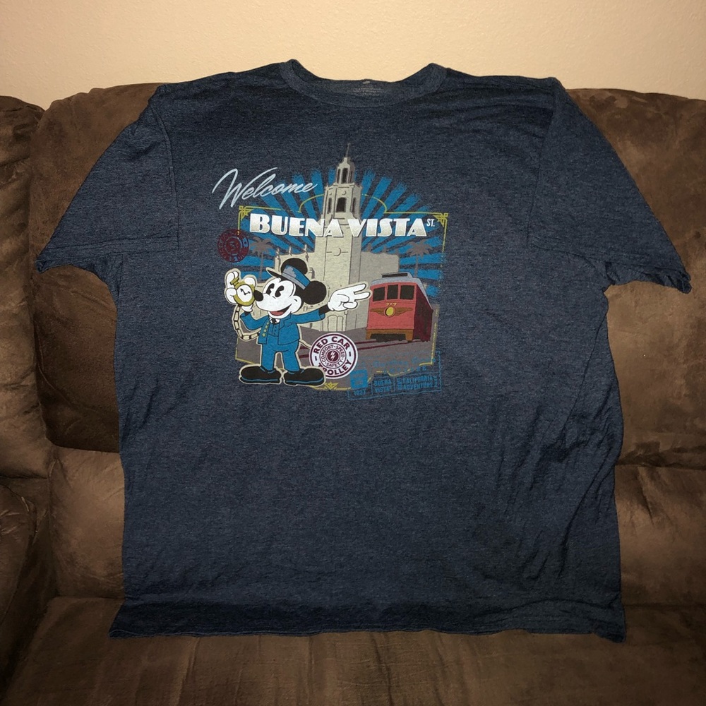 Disneyland trolley shirt 2XL